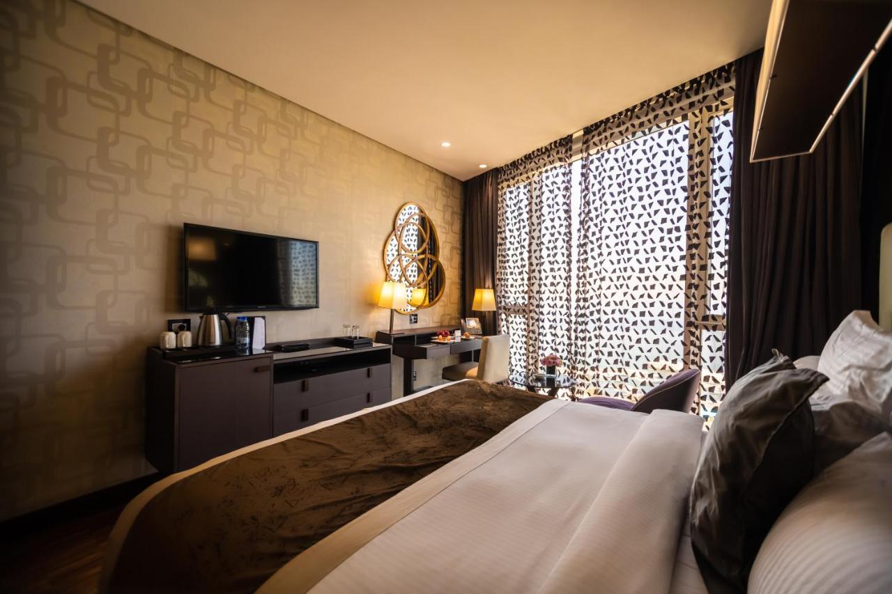 Lancaster Plaza Beirut Hotel Exterior photo Deluxe Room