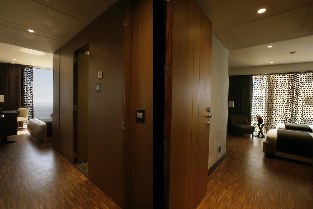 Lancaster Plaza Beirut Hotel Exterior photo A suite at the hotel