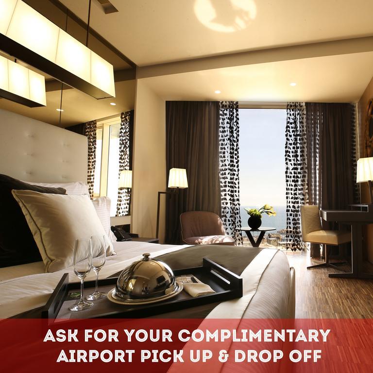 Lancaster Plaza Beirut Hotel Exterior photo A room at the hotel
