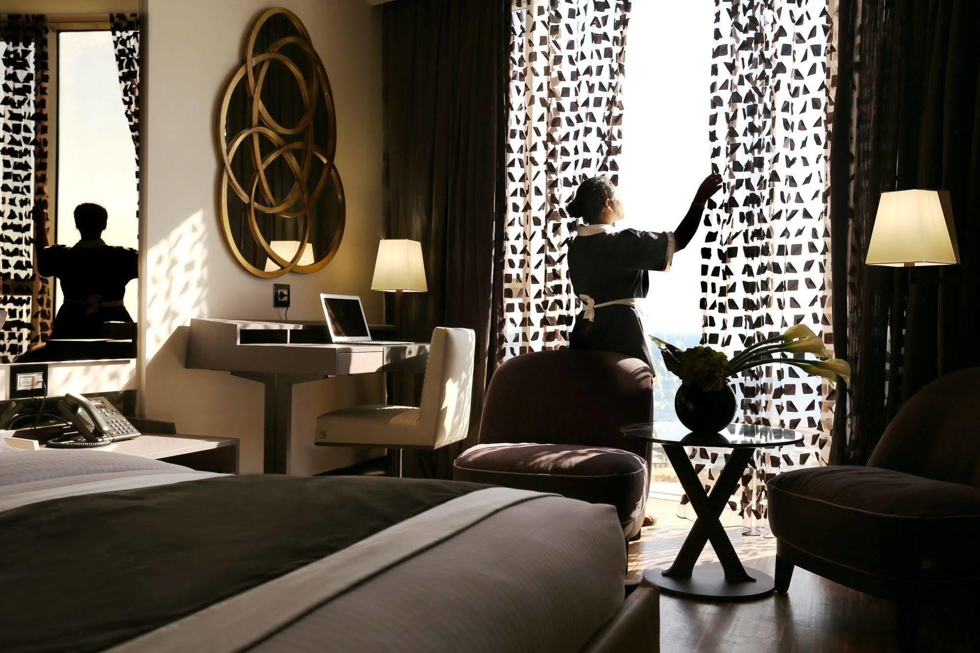 Lancaster Plaza Beirut Hotel Exterior photo A room at the Mandarin Oriental, Munich