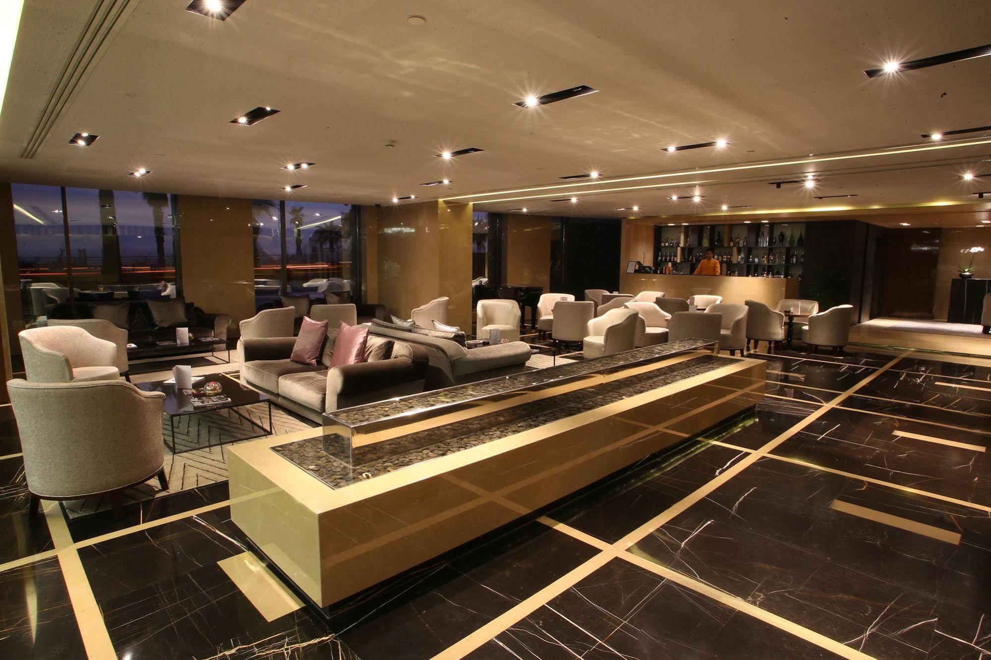 Lancaster Plaza Beirut Hotel Exterior photo The lounge at the airport