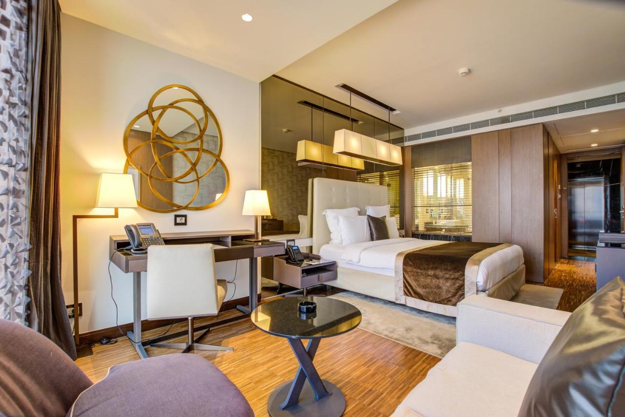 Lancaster Plaza Beirut Hotel Exterior photo Suite at the Park, Hyderabad