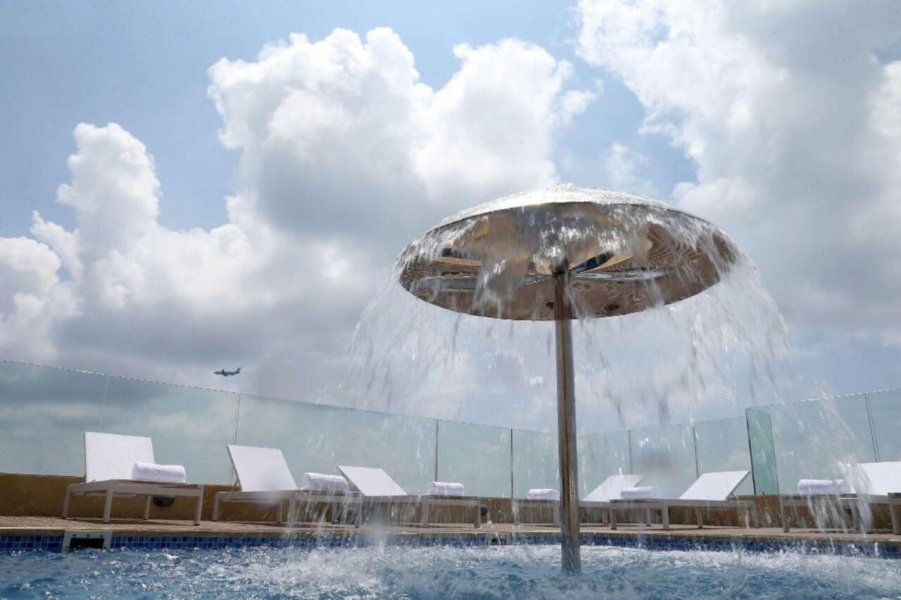 Lancaster Plaza Beirut Hotel Exterior photo Fountain at the Marina Bay Sands